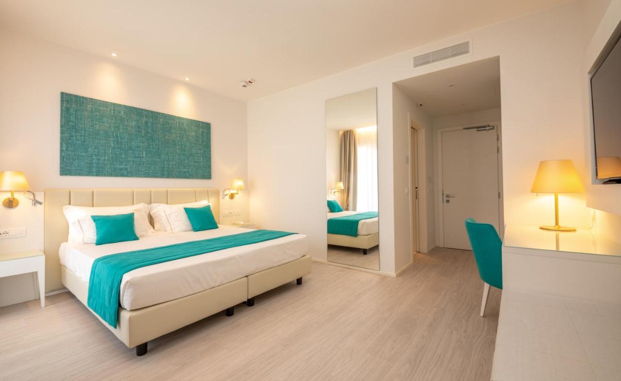 Hotel Imperia ลิโดดิเยโซโล ภายนอก รูปภาพ