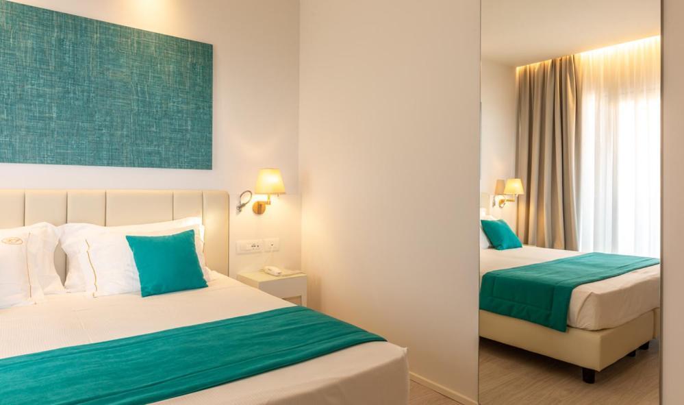 Hotel Imperia ลิโดดิเยโซโล ภายนอก รูปภาพ