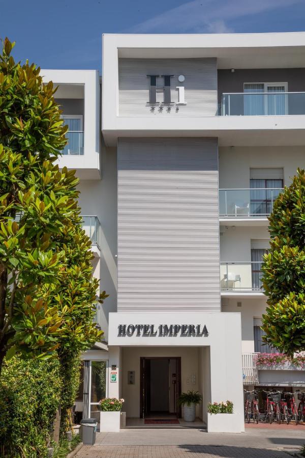 Hotel Imperia ลิโดดิเยโซโล ภายนอก รูปภาพ